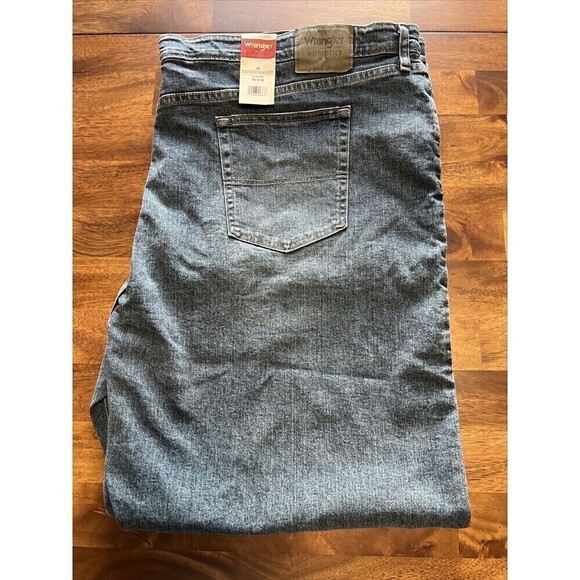 Wrangler Men's Big & Tall Comfort Flex Waist Relaxed Fit Blue Jeans 54x32 New - Picture 2 of 9